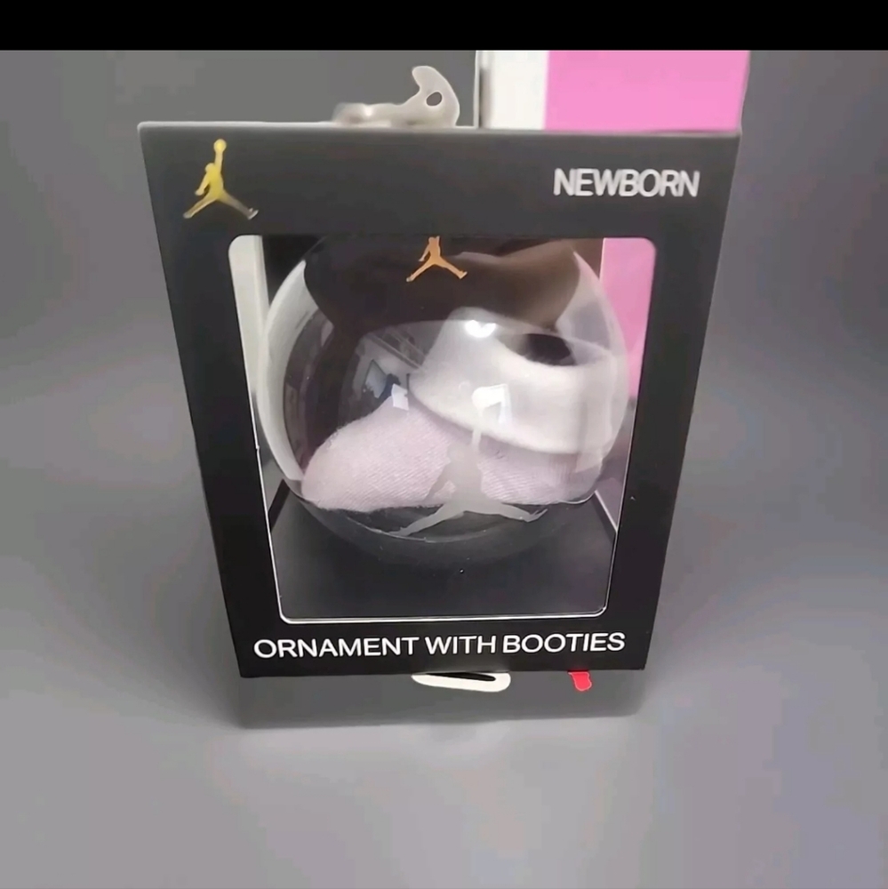 Jordan Pink & White w/Silver  0-6mo Booties in Ornament